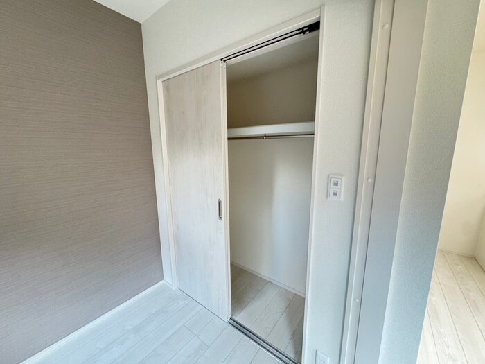 物件内観写真12　(収納)