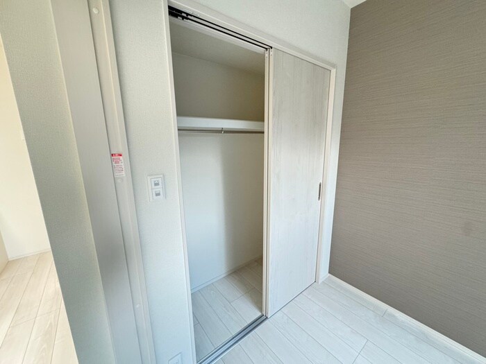 物件内観写真12　(収納)