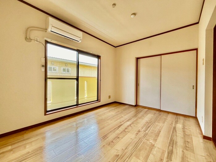 物件内観写真8　(居室)