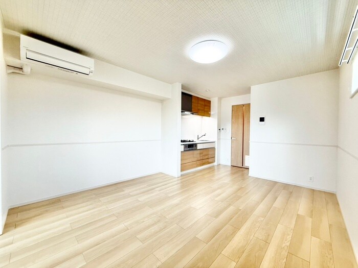 物件内観写真10　(居室)