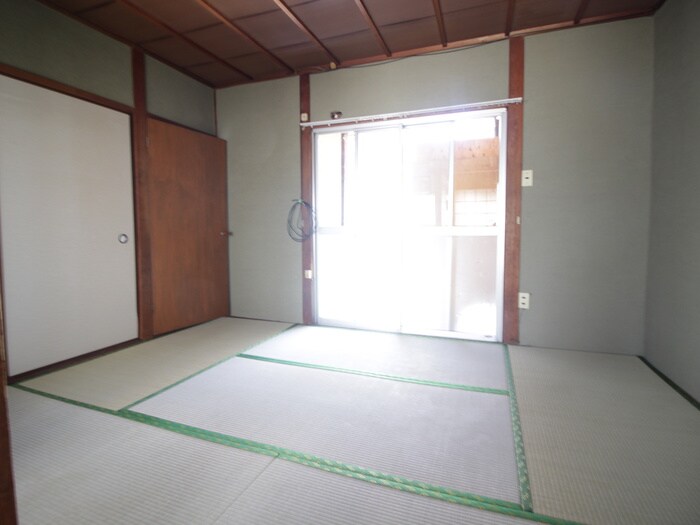 物件内観写真9　(居室)