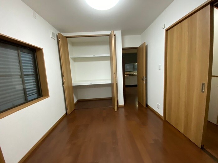 物件内観写真11　(居室)