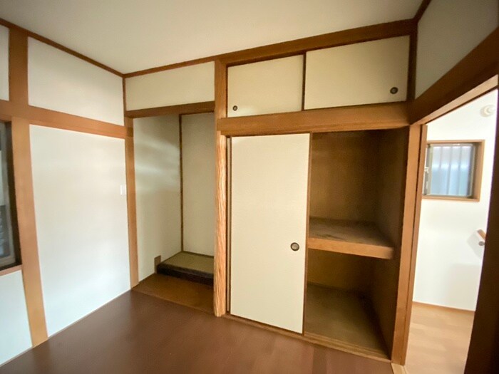 物件内観写真12　(収納)