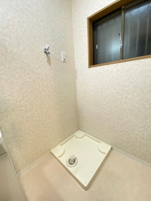 物件内観写真19　(洗濯機置場)