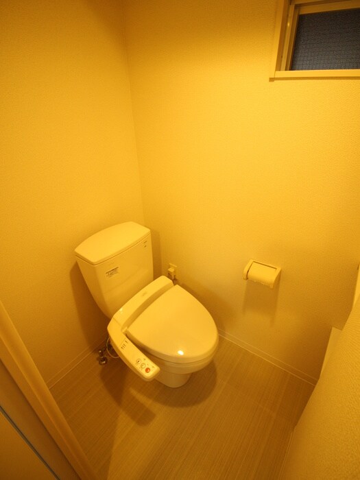 物件内観写真12　(トイレ)