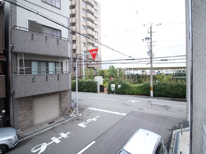 物件内観写真22　(室内からの展望)