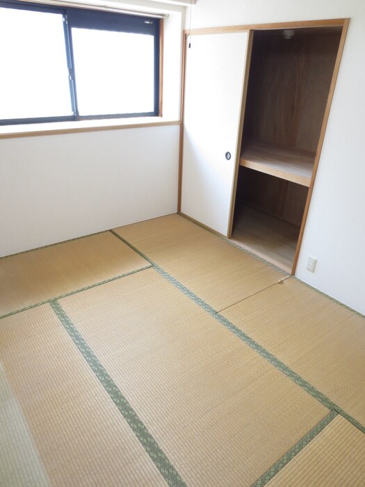 物件内観写真13　(居室)