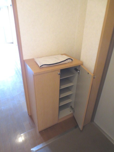 物件内観写真14　(靴箱)