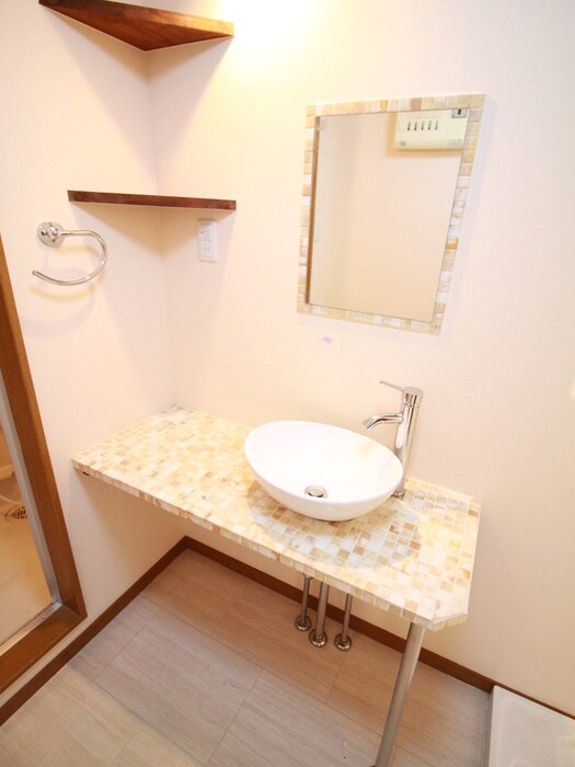 物件内観写真13　(洗面)