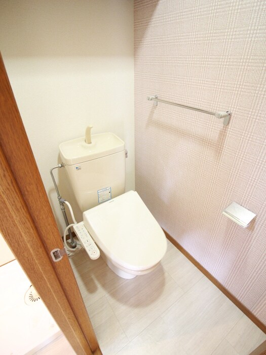 物件内観写真15　(トイレ)