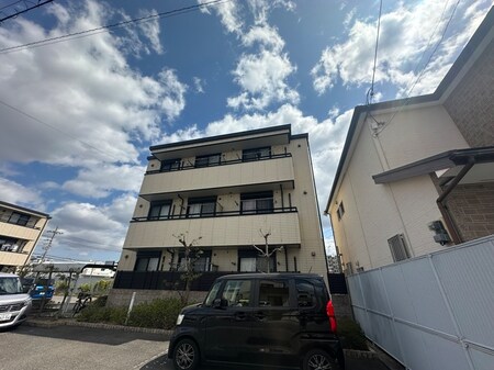 グリ－ンプラザハイム南棟外観写真