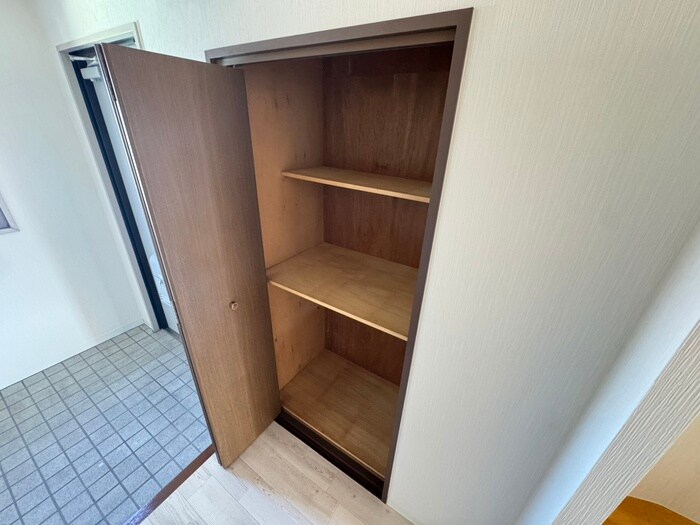 物件内観写真16　(靴箱)