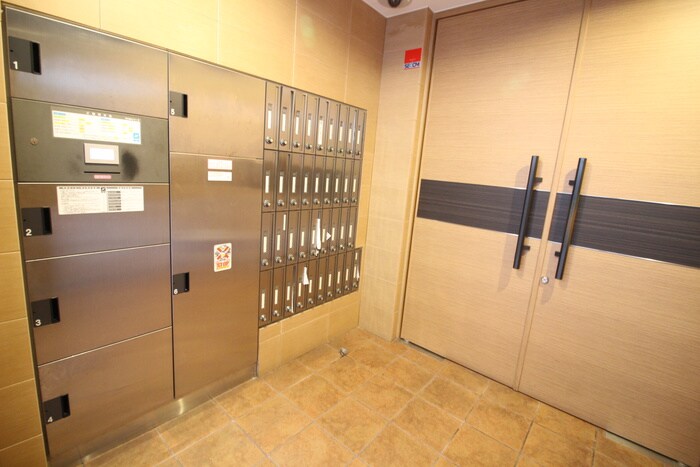 物件外観写真6　(建物設備)