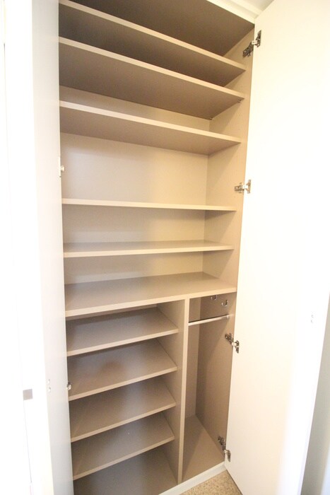 物件内観写真18　(靴箱)