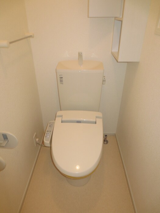 物件内観写真12　(トイレ)