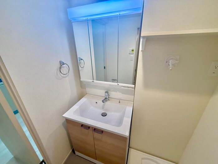 物件内観写真10　(洗面)