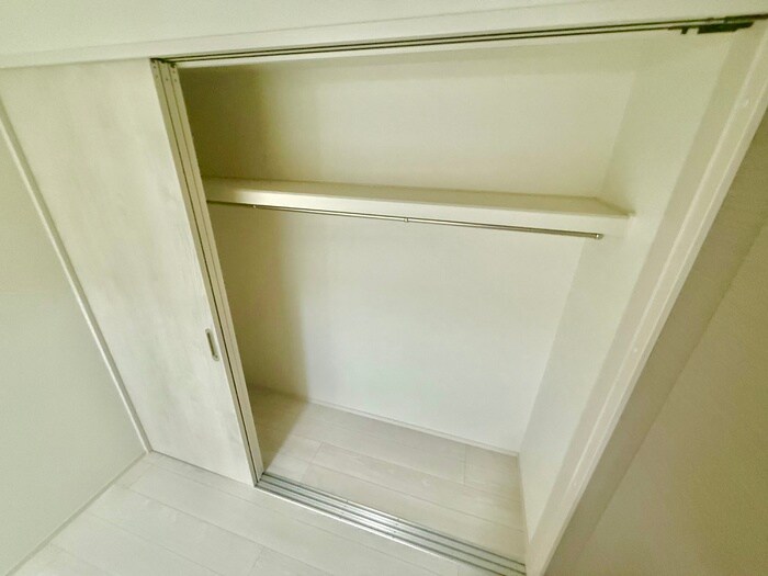 物件内観写真16　(収納)