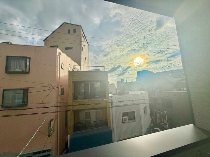 物件内観写真18　(室内からの展望)