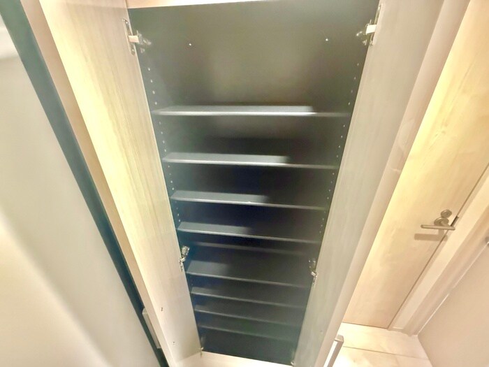 物件内観写真19　(靴箱)