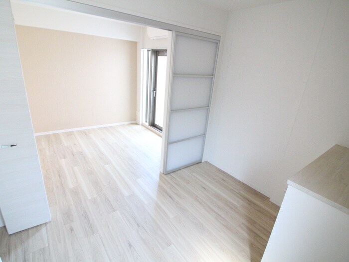 物件内観写真9　(居室)