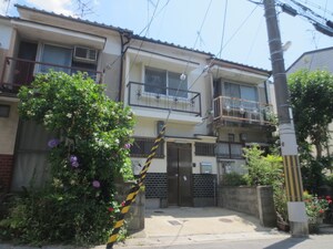 イースト醍醐南里十三番館外観写真
