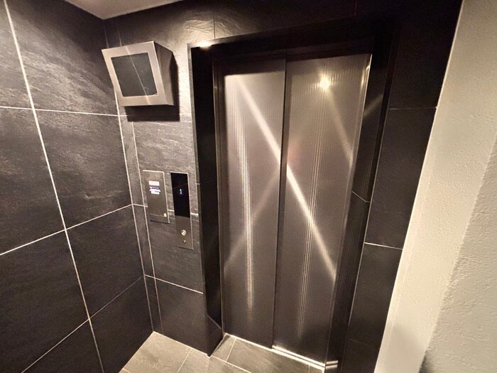 物件外観写真6　(建物設備)