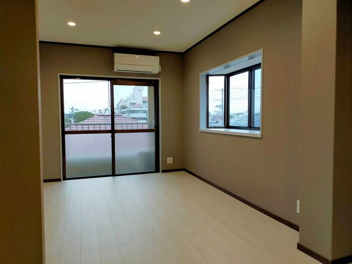 物件内観写真7　(居室)