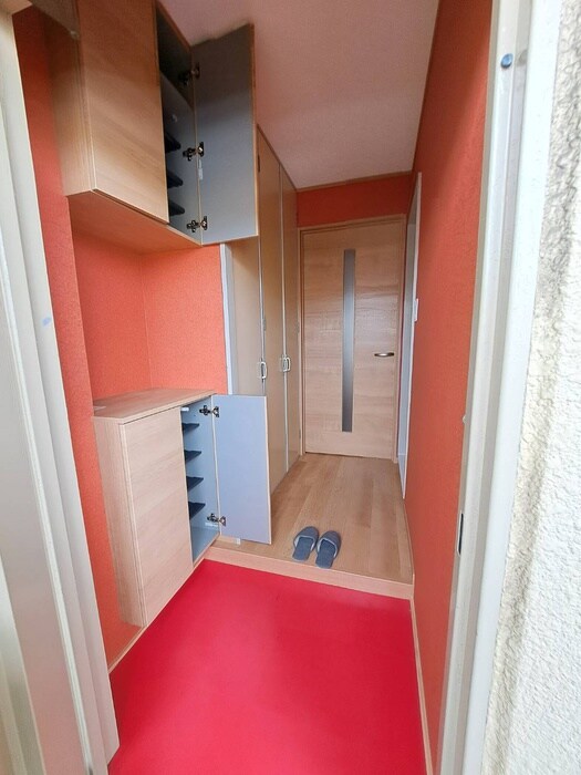 物件内観写真14　(廊下)