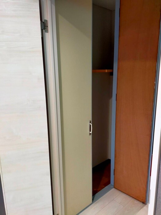 物件内観写真16　(収納)