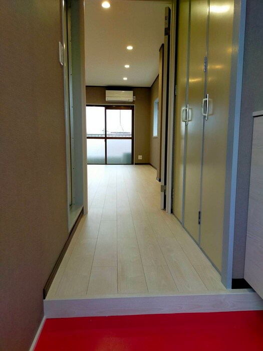 物件内観写真20　(玄関)