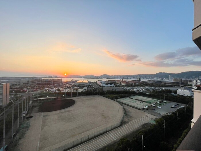 物件内観写真22　(室内からの展望)