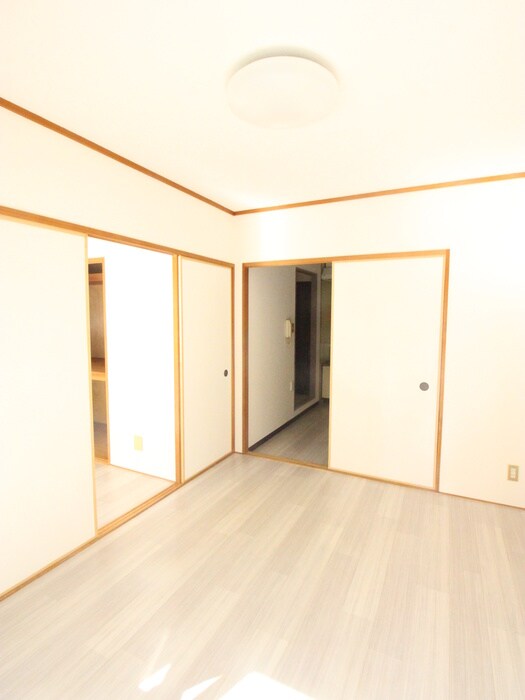 物件内観写真17　(居室)