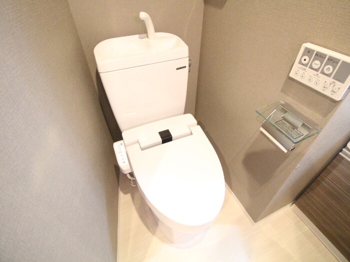 物件内観写真13　(トイレ)