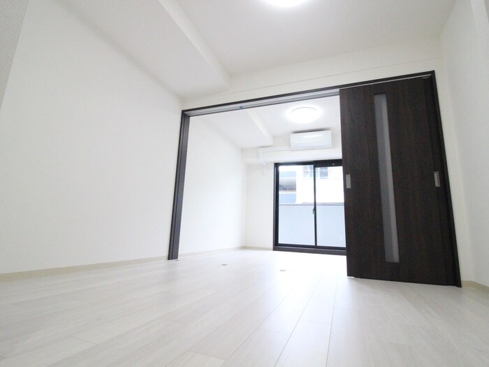 物件内観写真10　(居室)