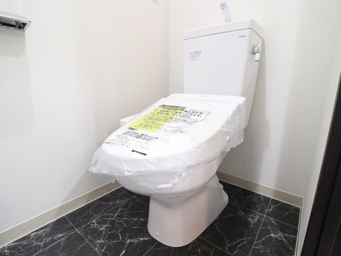 物件内観写真15　(トイレ)