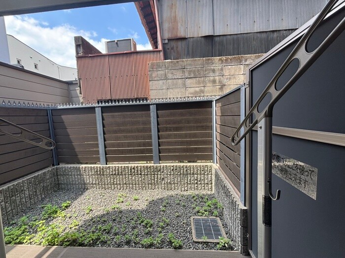 物件内観写真17　(室内からの展望)