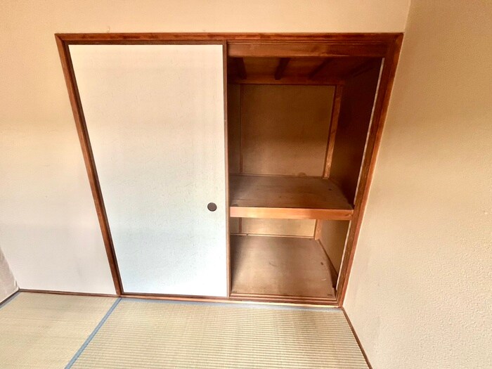 物件内観写真13　(収納)