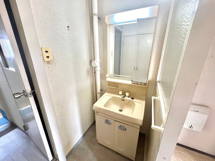 物件内観写真15　(洗面)