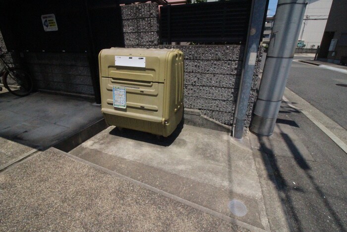 エトワ－ルなかもずの建物設備