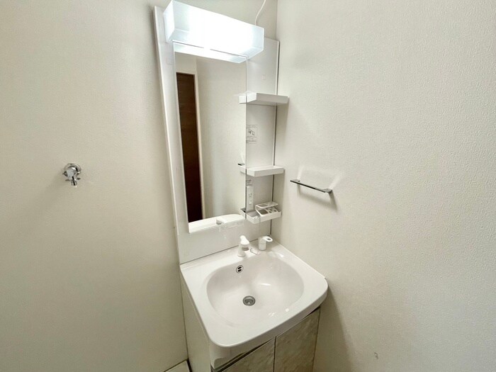 物件内観写真5　(洗面)