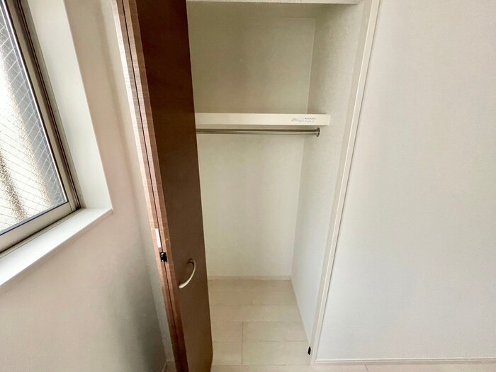 物件内観写真9　(収納)