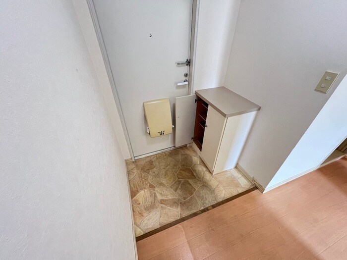 物件内観写真9　(靴箱)