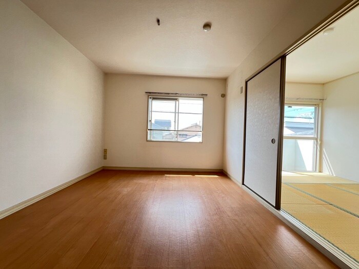 物件内観写真12　(居室)