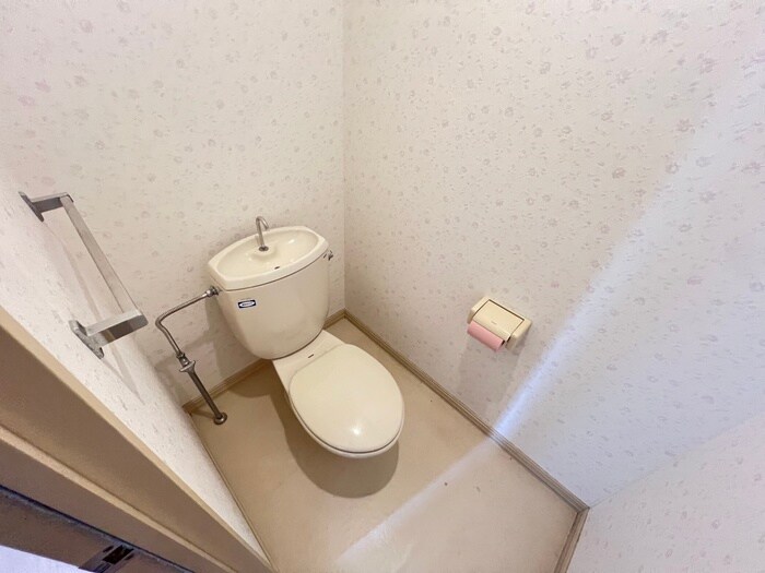 物件内観写真17　(トイレ)
