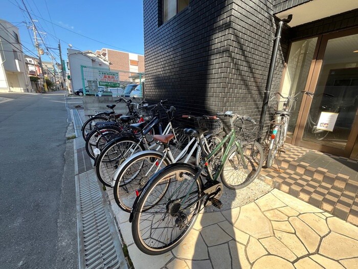 物件外観写真4　(建物設備)