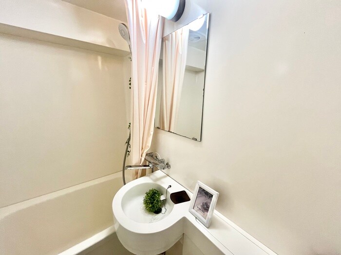 物件内観写真15　(洗面)