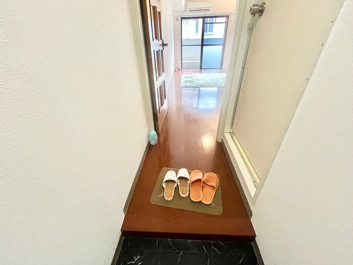 物件内観写真18　(廊下)