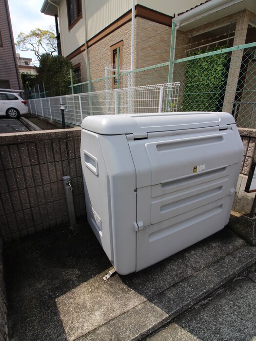 物件外観写真4　(建物設備)