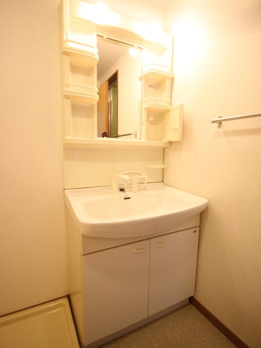 物件内観写真11　(洗面)