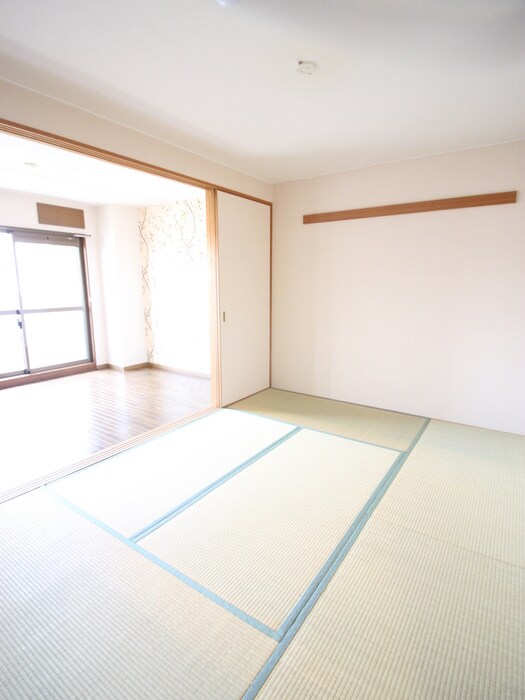 物件内観写真21　(居室)